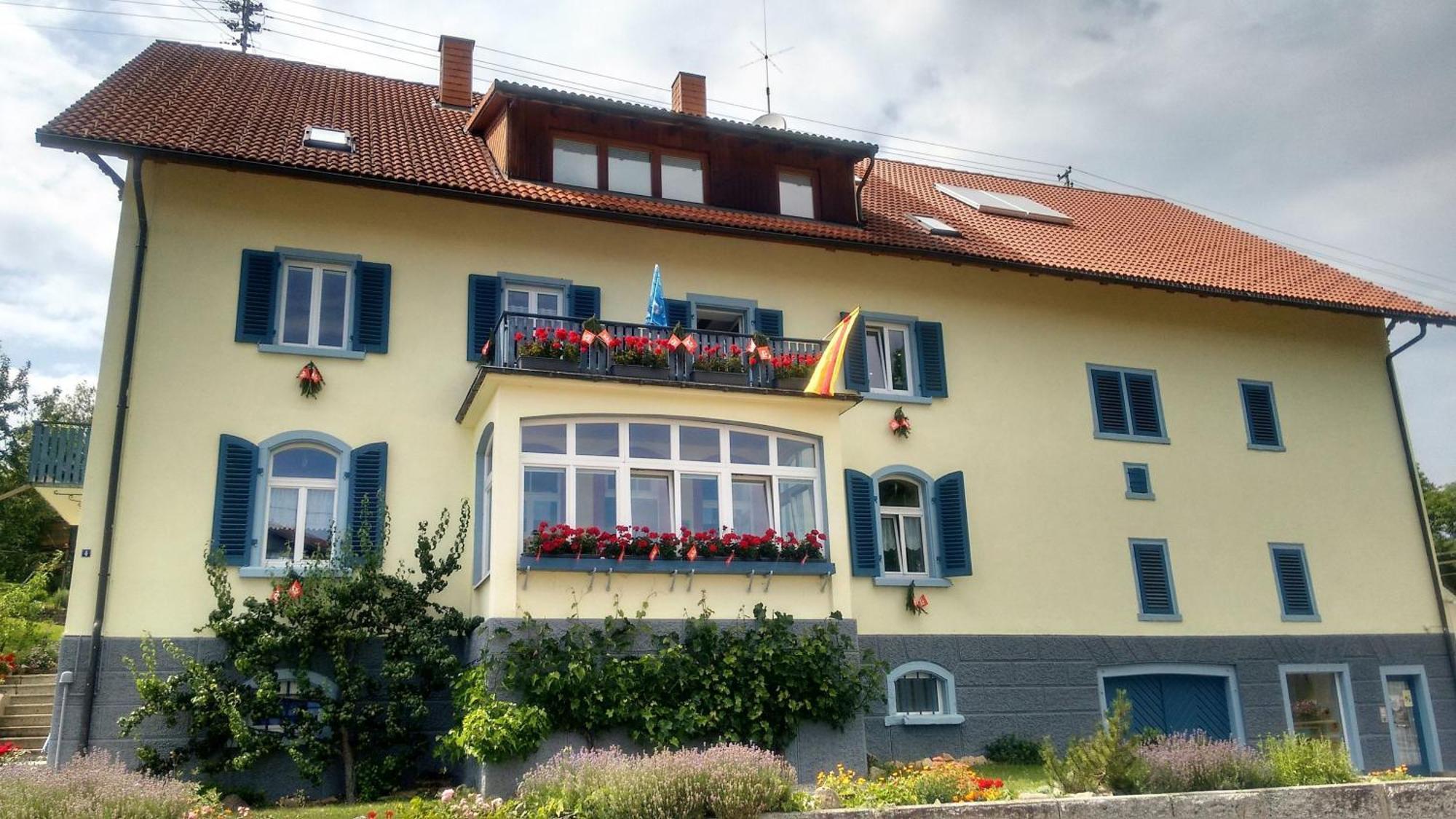 Ferienhaus Muelhaupt อูลิงเกน-เบียร์เคนดอร์ฟ ภายนอก รูปภาพ