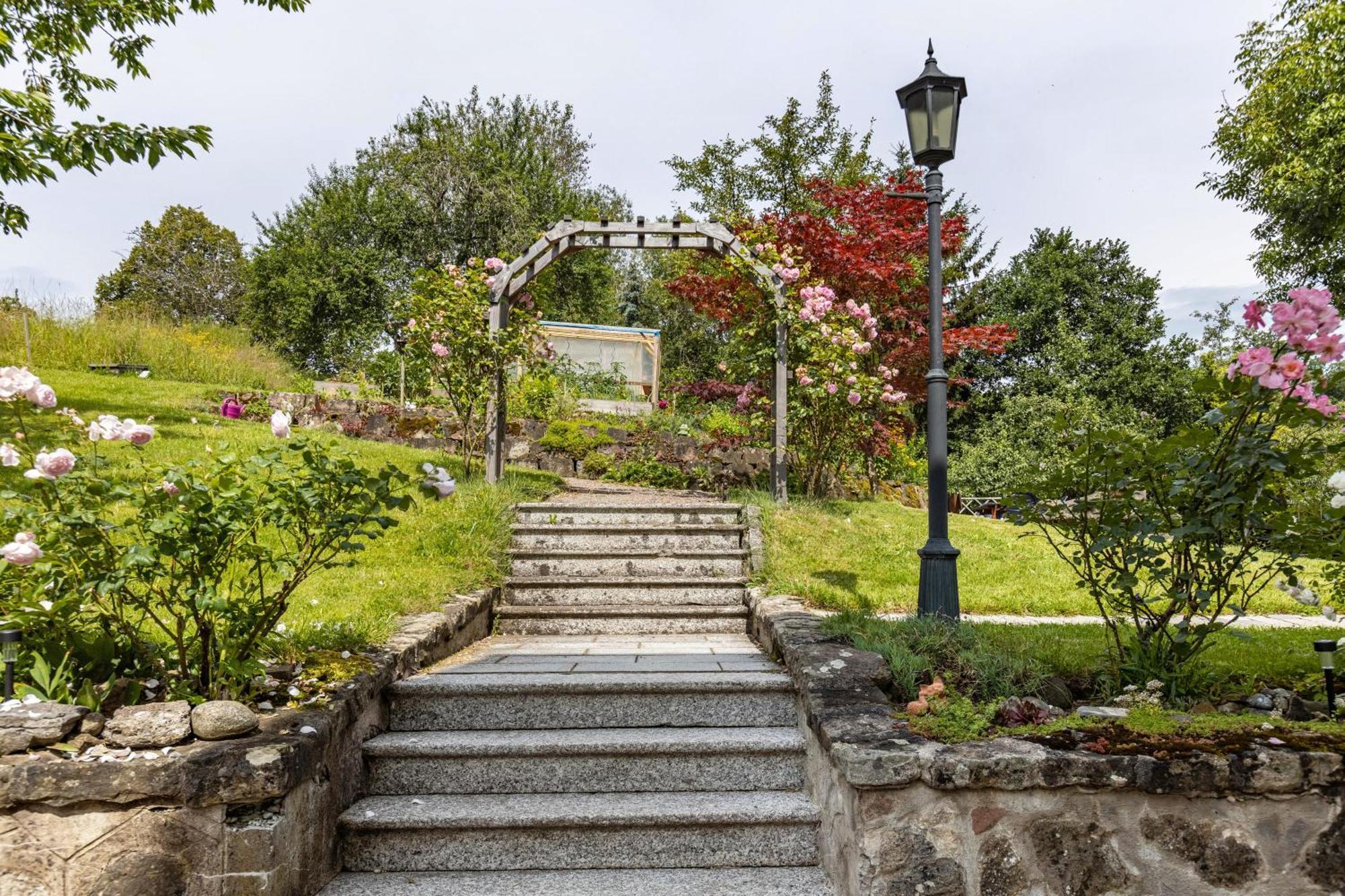Ferienhaus Muelhaupt อูลิงเกน-เบียร์เคนดอร์ฟ ภายนอก รูปภาพ